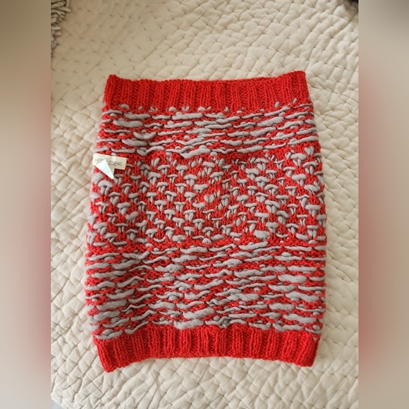 emiLime x UO Slub Knit Snood Scarf - Picture 6 of 9